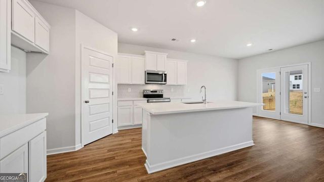 332 Moosehead Trail, Hoschton, GA 30548