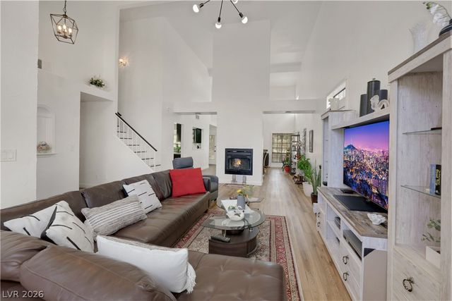 5553 Singing Hills Drive, Las Vegas, NV 89130