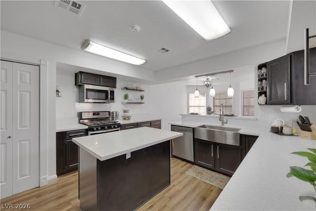 5553 Singing Hills Drive, Las Vegas, NV 89130