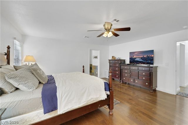 5553 Singing Hills Drive, Las Vegas, NV 89130