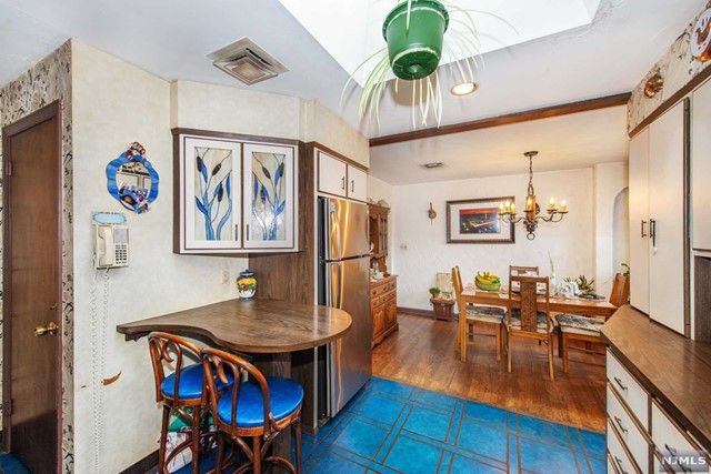 39 Hartland Avenue, Emerson, NJ 07630