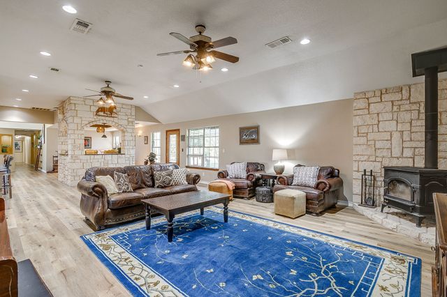 1390 Mary Drive, Weatherford, TX 76085