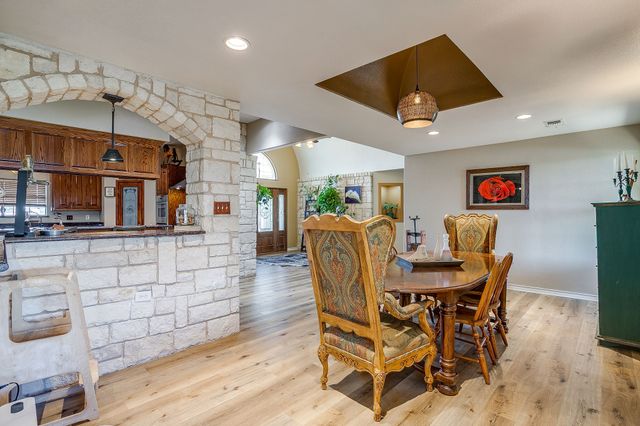 1390 Mary Drive, Weatherford, TX 76085