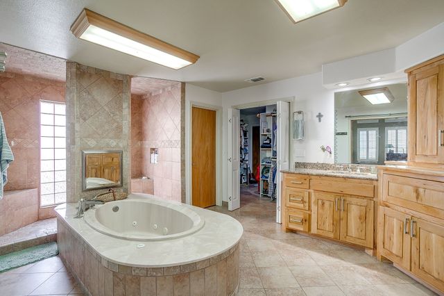 1390 Mary Drive, Weatherford, TX 76085