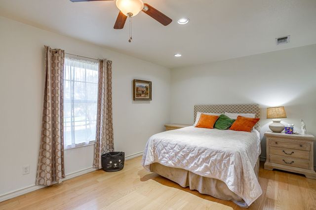 1390 Mary Drive, Weatherford, TX 76085