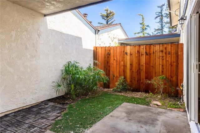 201 S Catalina 6, Pasadena, CA 91106