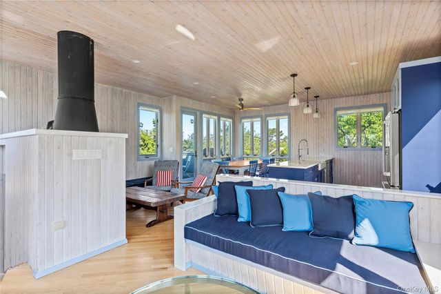 36 Dune Way, Seaview, NY 11770
