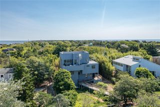 36 Dune Way, Seaview, NY 11770