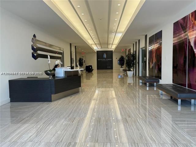20200 W Dixie Hwy 1008 1008, Miami, FL 33180