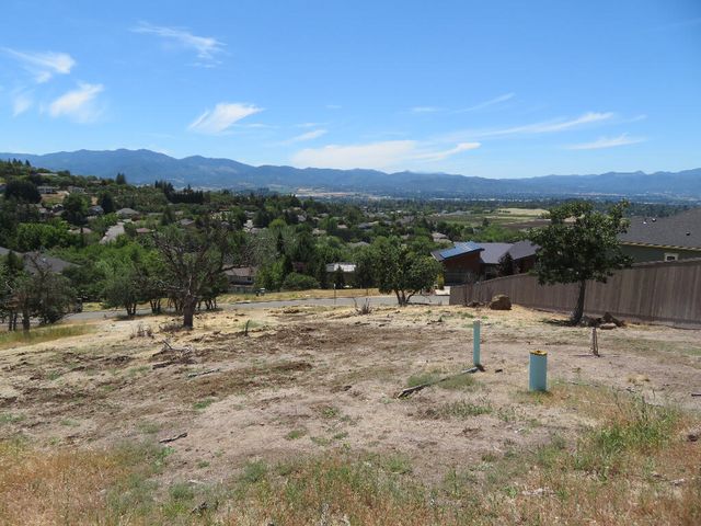 4396 Murry Hill Terrace, Medford, OR 97504