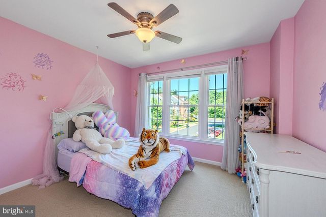 3907 CLARES CT, Fairfax, VA 22033