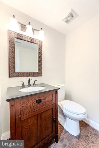 3907 CLARES CT, Fairfax, VA 22033