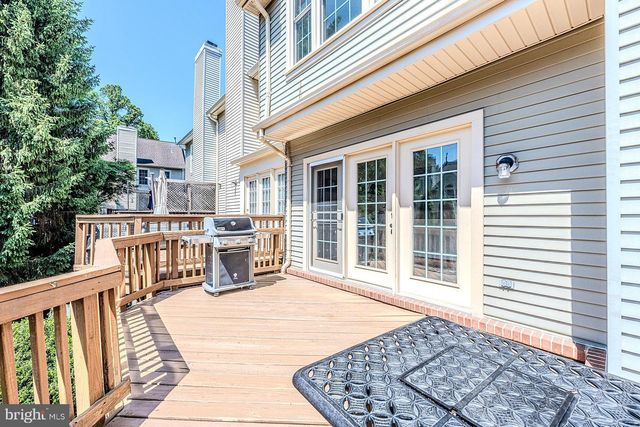 3907 CLARES CT, Fairfax, VA 22033