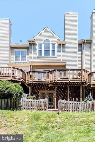 3907 CLARES CT, Fairfax, VA 22033