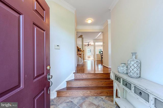 3907 CLARES CT, Fairfax, VA 22033