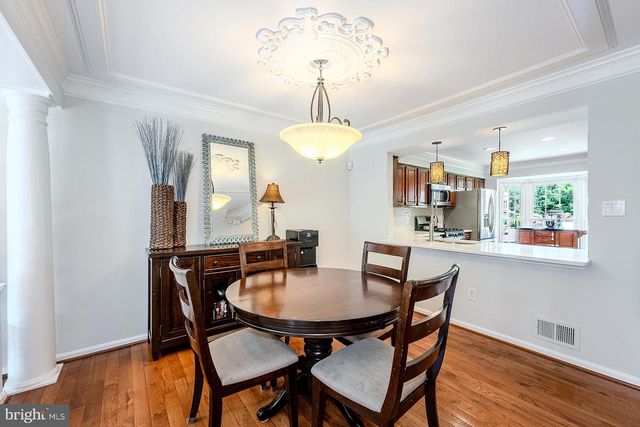 3907 CLARES CT, Fairfax, VA 22033