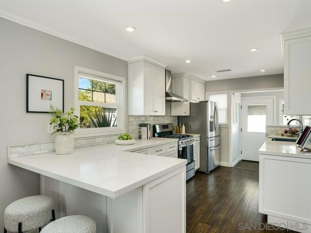 4751 Altadena Ave, San Diego, CA 92115