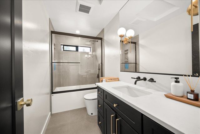 16771 S Sherman Rd, Cheney, WA 99004