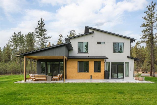 16771 S Sherman Rd, Cheney, WA 99004