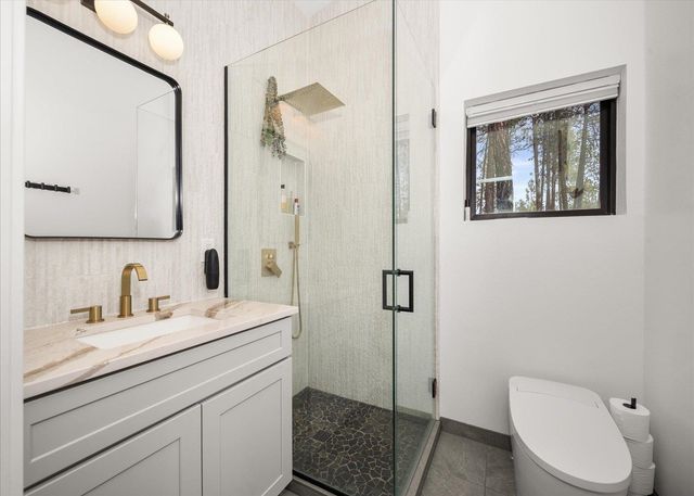 16771 S Sherman Rd, Cheney, WA 99004