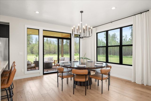 16771 S Sherman Rd, Cheney, WA 99004