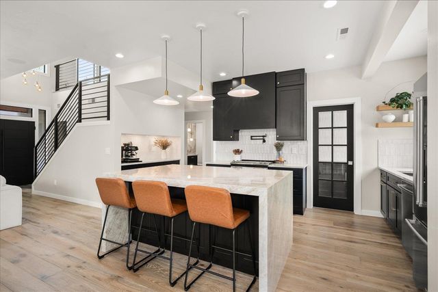 16771 S Sherman Rd, Cheney, WA 99004