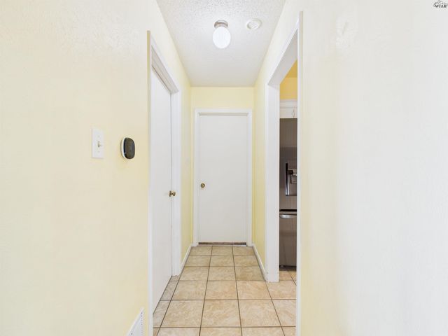 10 FAWNWOOD COURT, Wichita Falls, TX 76310