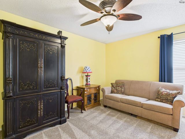 10 FAWNWOOD COURT, Wichita Falls, TX 76310