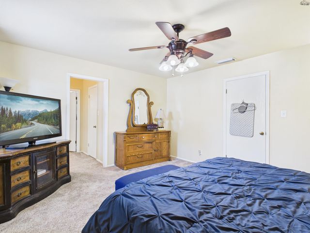 10 FAWNWOOD COURT, Wichita Falls, TX 76310