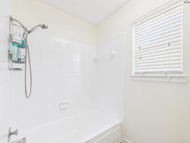 10 FAWNWOOD COURT, Wichita Falls, TX 76310