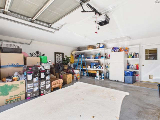 10 FAWNWOOD COURT, Wichita Falls, TX 76310