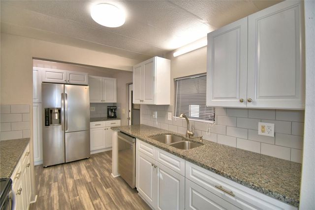 5006 LODGEWOOD DRIVE, Lakeland, FL 33810