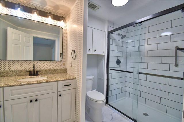 5006 LODGEWOOD DRIVE, Lakeland, FL 33810