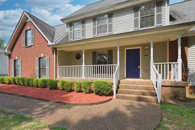 104 Spicer Ct, White House, TN 37188