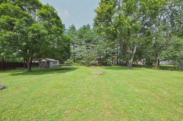104 Spicer Ct, White House, TN 37188