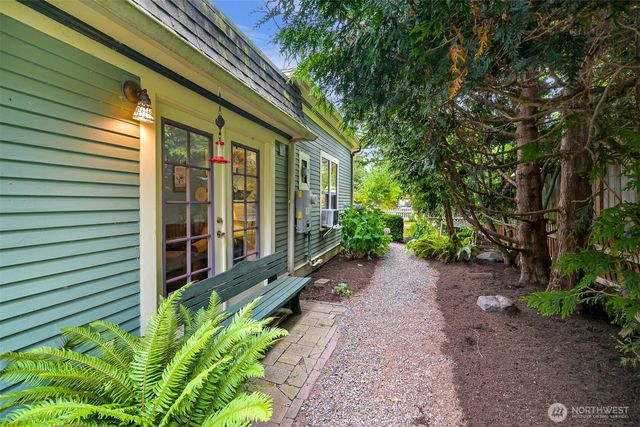 2318 Keesling Street, Bellingham, WA 98225