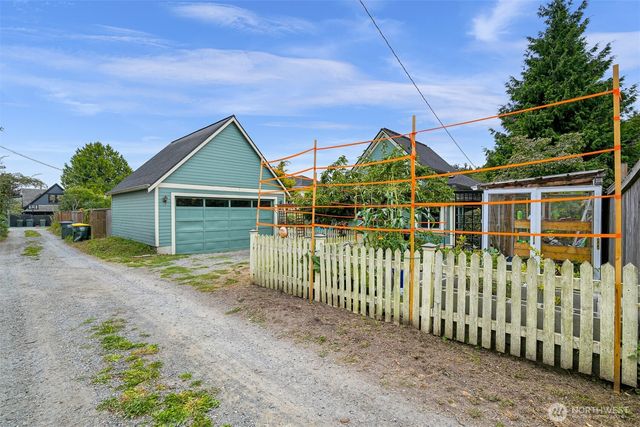 2318 Keesling Street, Bellingham, WA 98225