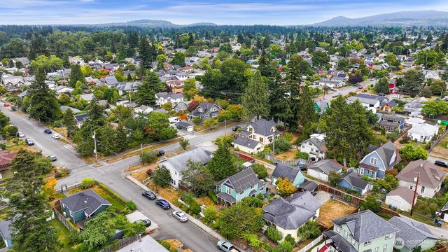 2318 Keesling Street, Bellingham, WA 98225