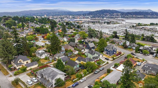 2318 Keesling Street, Bellingham, WA 98225