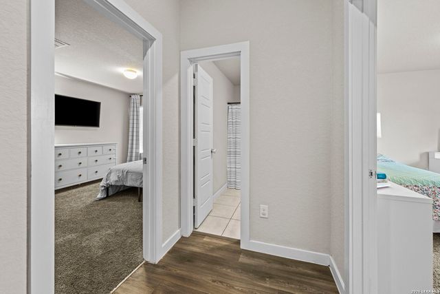 5403 PEARL VLY, San Antonio, TX 78242