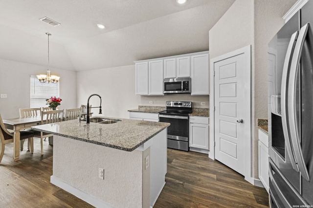5403 PEARL VLY, San Antonio, TX 78242
