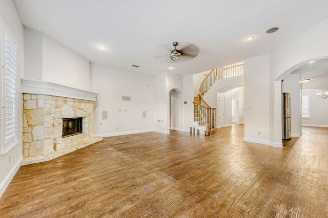 6911 Bradford Estates Drive, Sachse, TX 75048