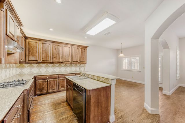 6911 Bradford Estates Drive, Sachse, TX 75048