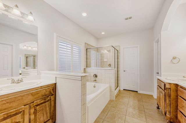 6911 Bradford Estates Drive, Sachse, TX 75048