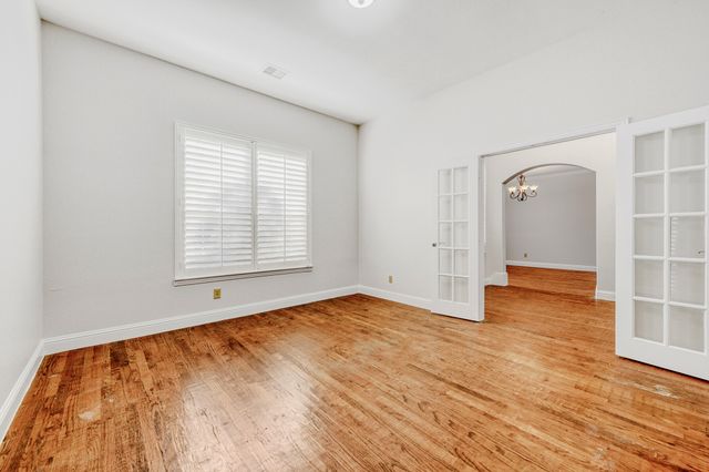 6911 Bradford Estates Drive, Sachse, TX 75048