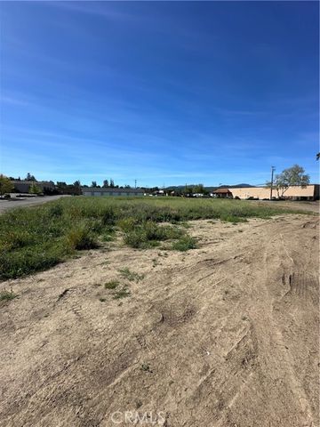 3385 Washington Street, Clearlake, CA 95422