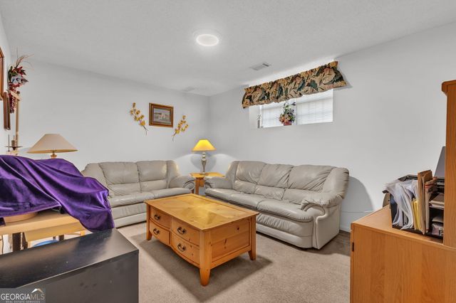 7350 Earls Court, Douglasville, GA 30134