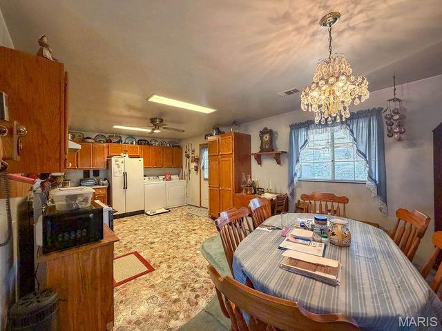 353 County Road 2400, Salem, MO 65560