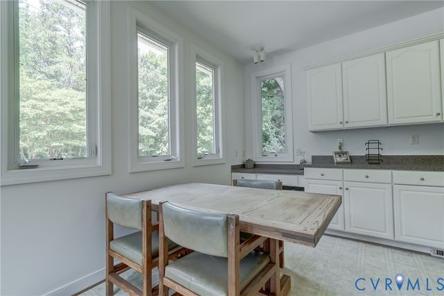 7902 Johnson Rd, North Dinwiddie, VA 23805