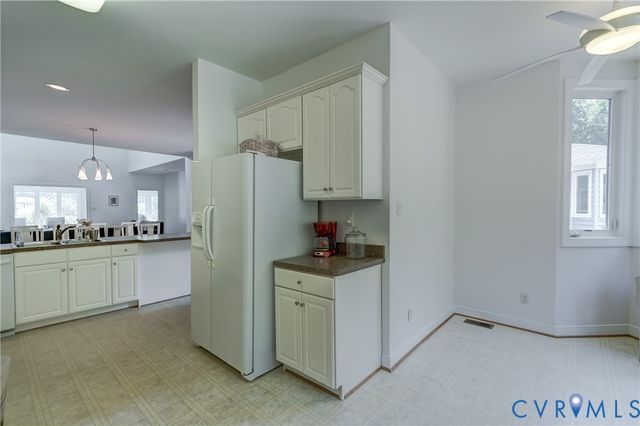 7902 Johnson Rd, North Dinwiddie, VA 23805